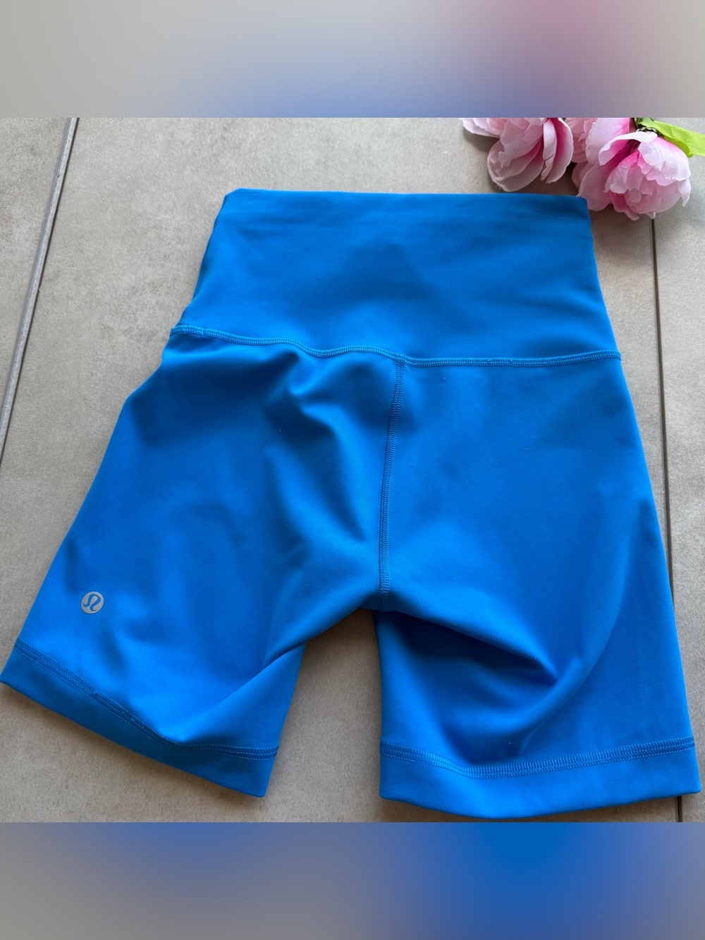 Lululemon Poolside align Biker shorts SZ 2 Blue high Rise  5’inseam drawstring